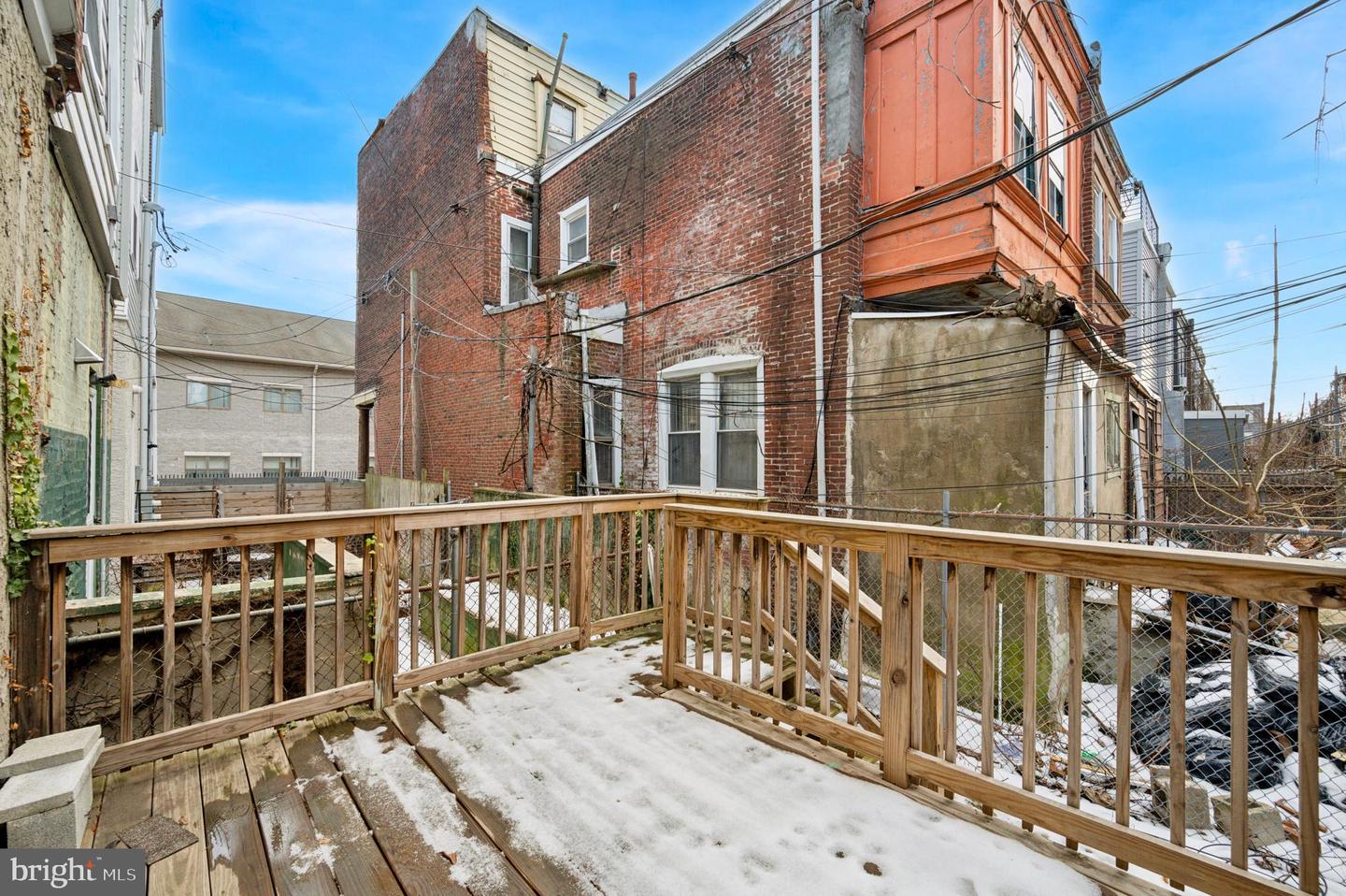 3236 W Berks St Property Photo 14