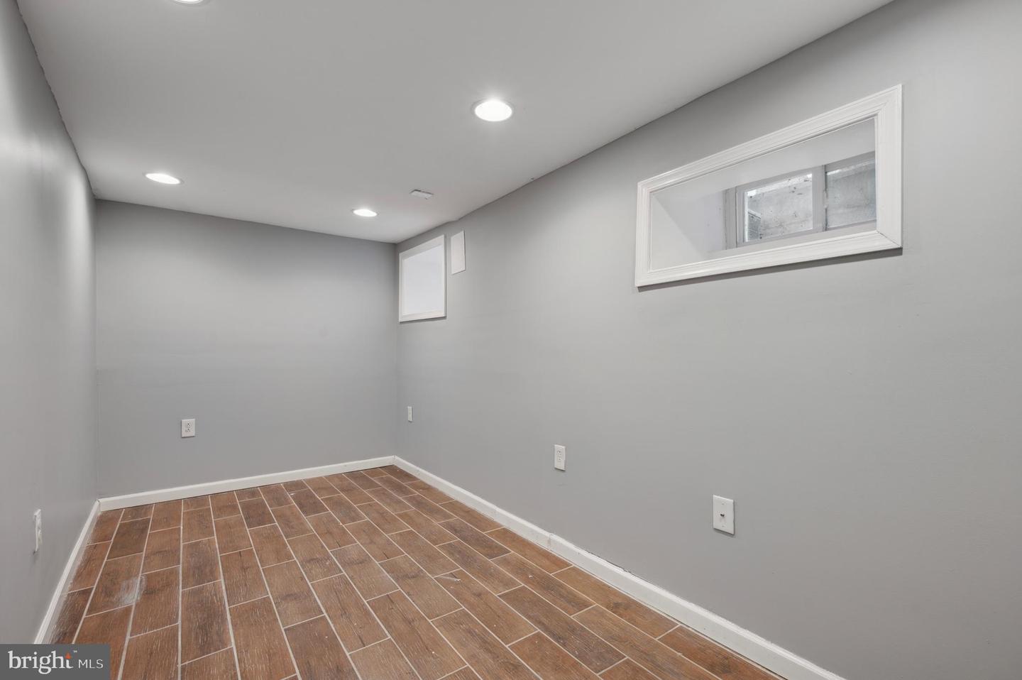 3236 W Berks St Property Photo 18