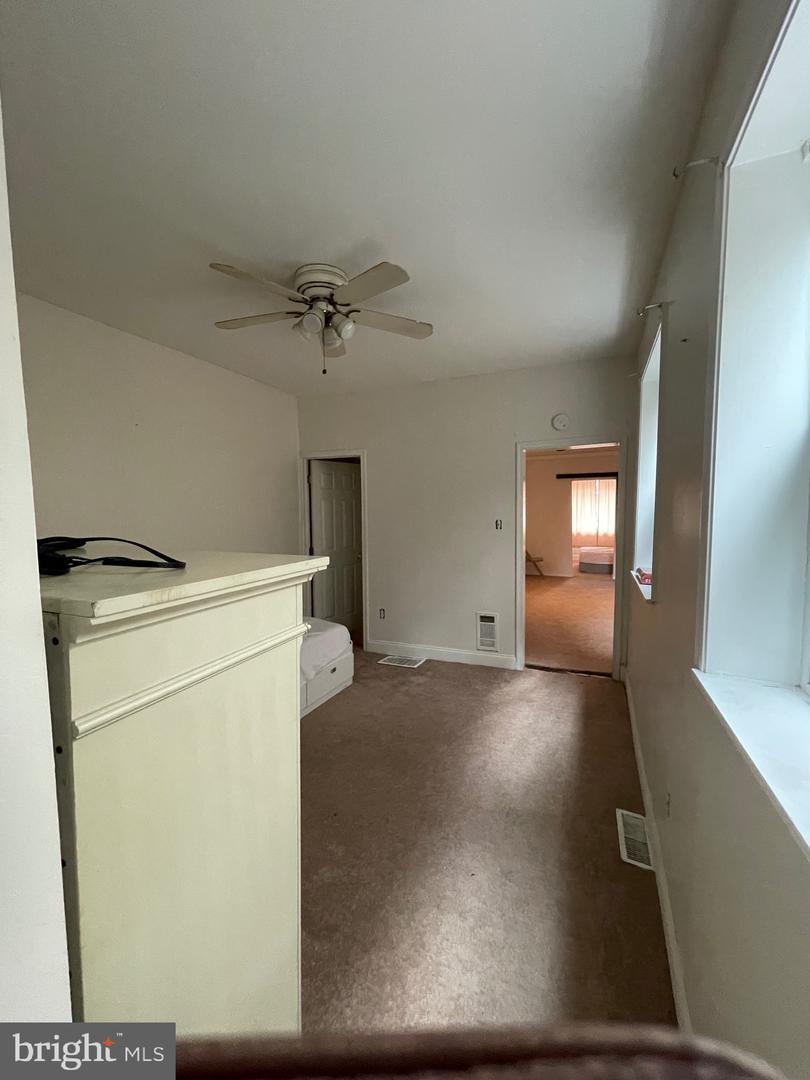 243 E Girard Ave #1st Fl Property Photo 6