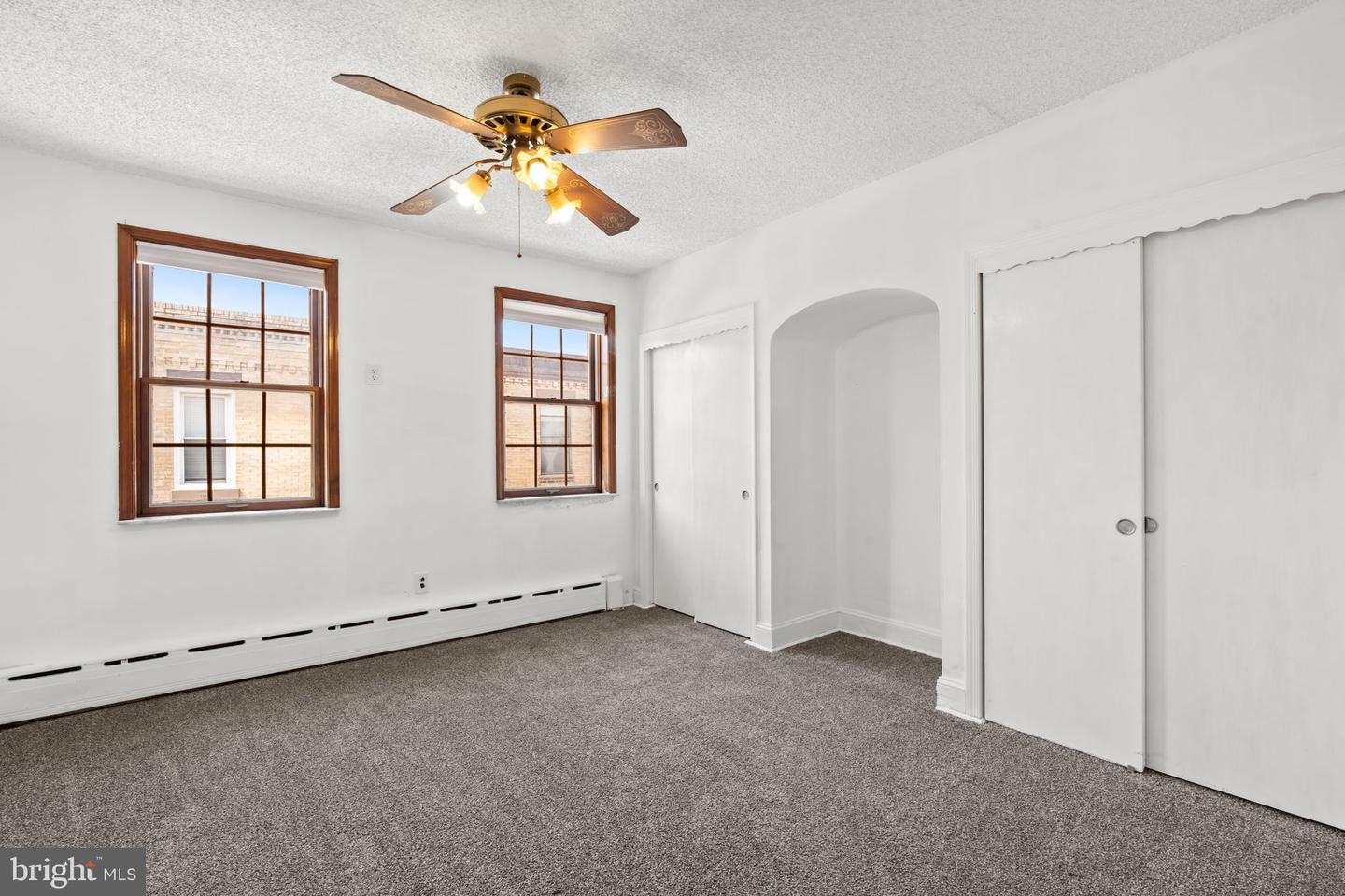 2225 S Hicks St Property Photo 17