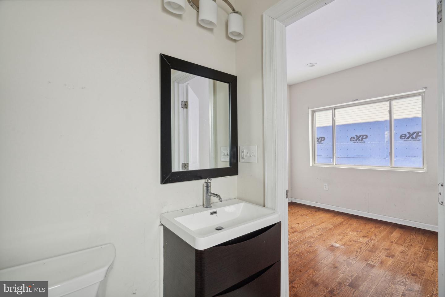 2114 S 7th St Property Photo 13