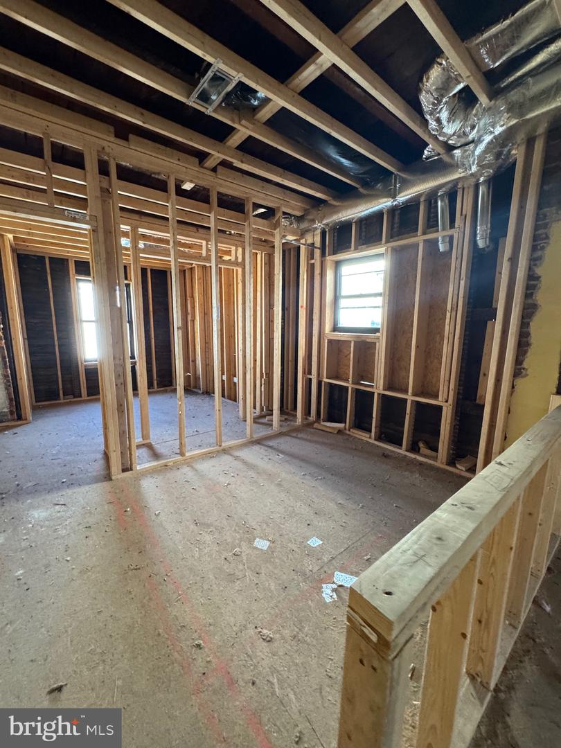 3333 W Huntingdon St Property Photo 16