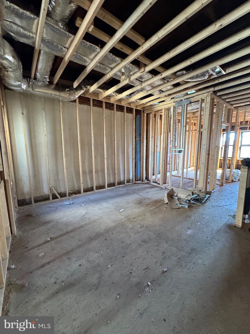 3333 W Huntingdon St Property Photo 17
