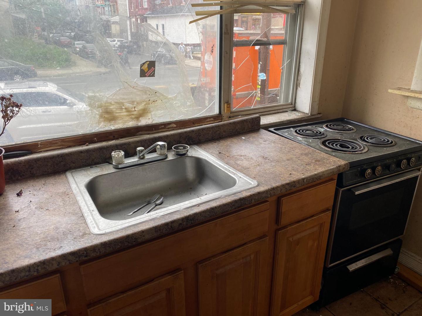 1418 W Erie Ave Property Photo 39
