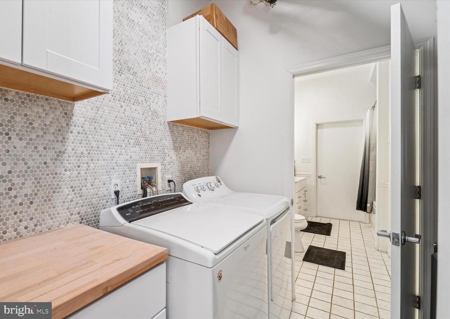 237-41 N Bread St #4 Property Photo 17