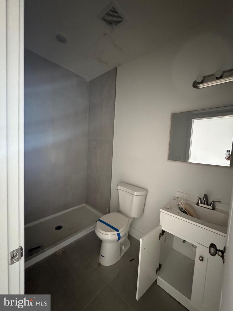 1613 W Erie Ave Property Photo 21