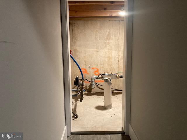 1638 Cambridge St Property Photo 27
