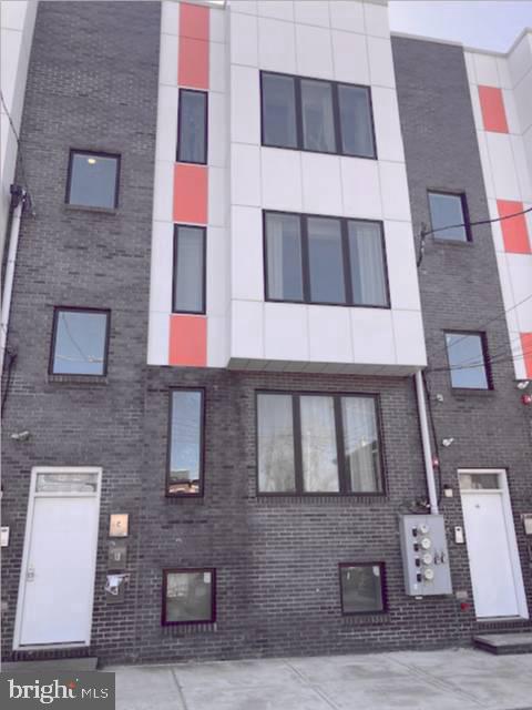 1638 Cambridge St Property Photo 28