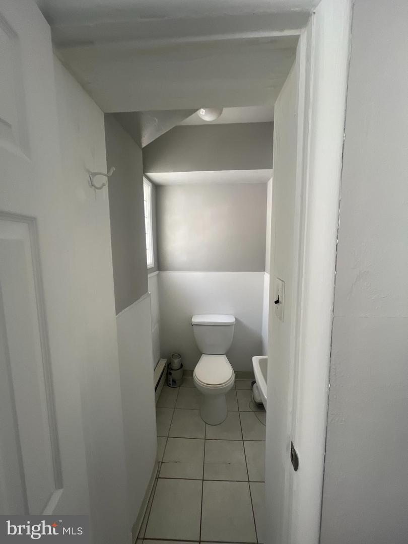 1427 Spruce St #6-7 Property Photo 5