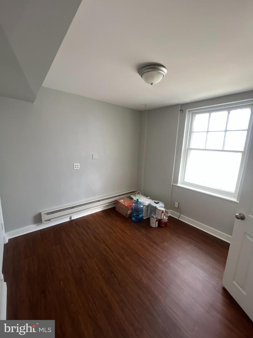 1427 Spruce St #6-7 Property Photo 7