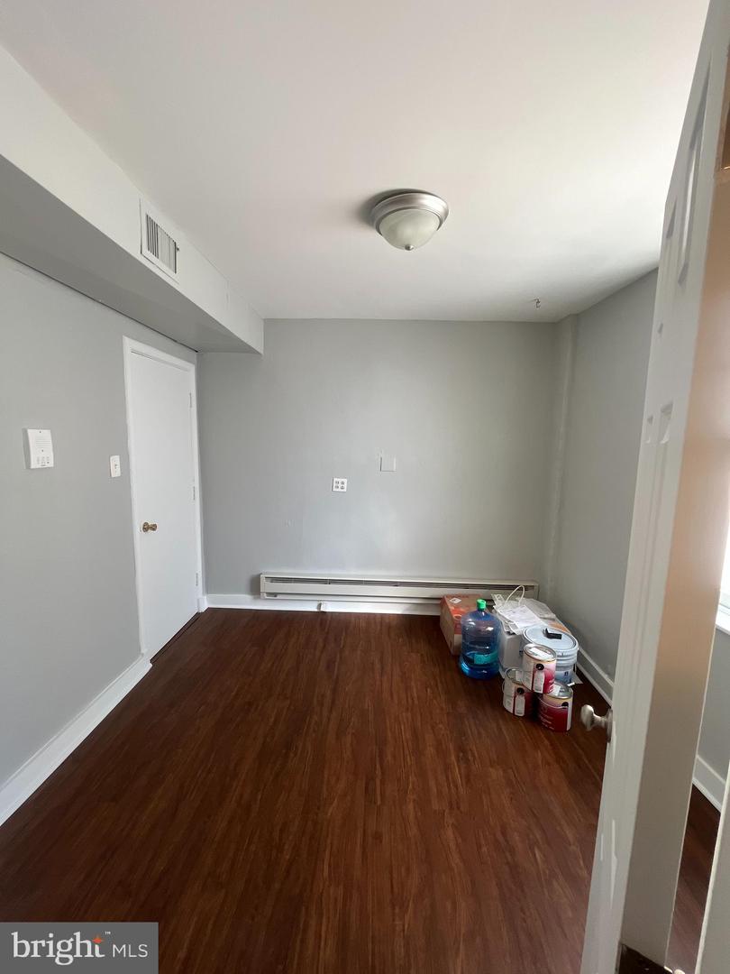 1427 Spruce St #6-7 Property Photo 8