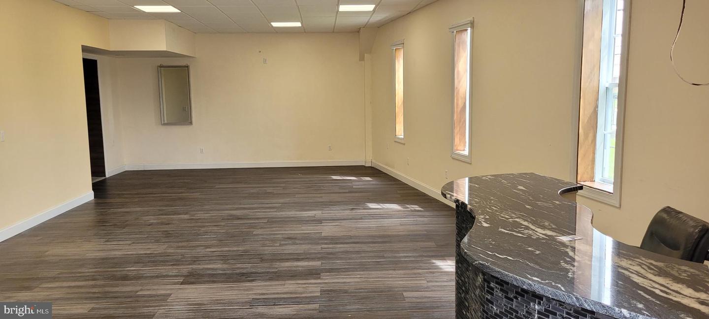 12301 Medford Rd #unit A Property Photo 6