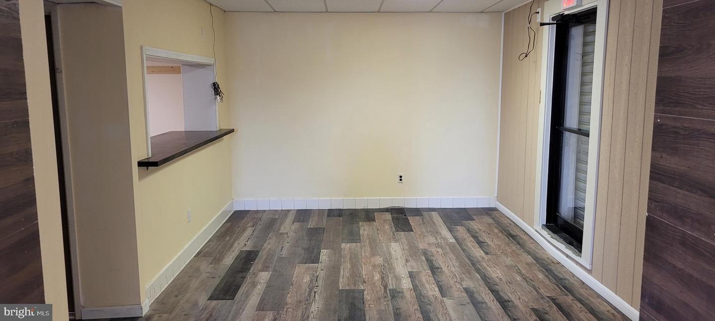 12301 Medford Rd #unit B Property Photo 4