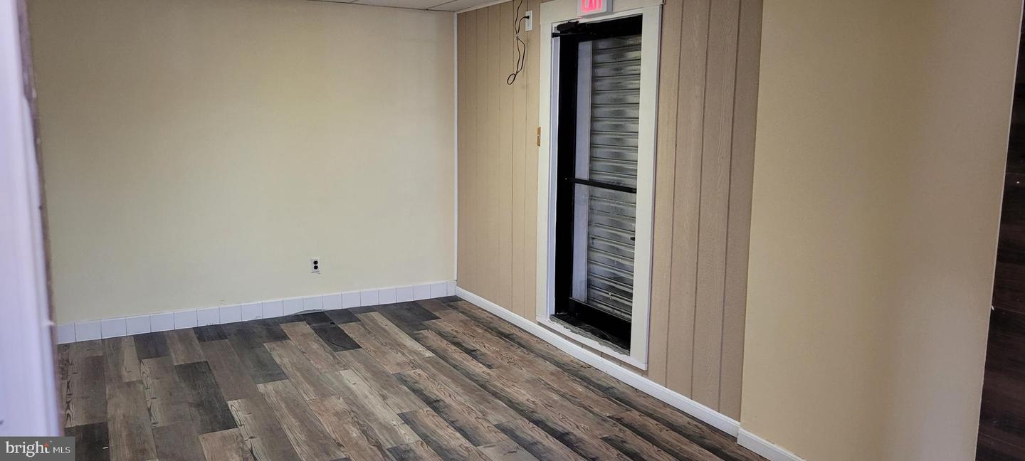 12301 Medford Rd #unit B Property Photo 5