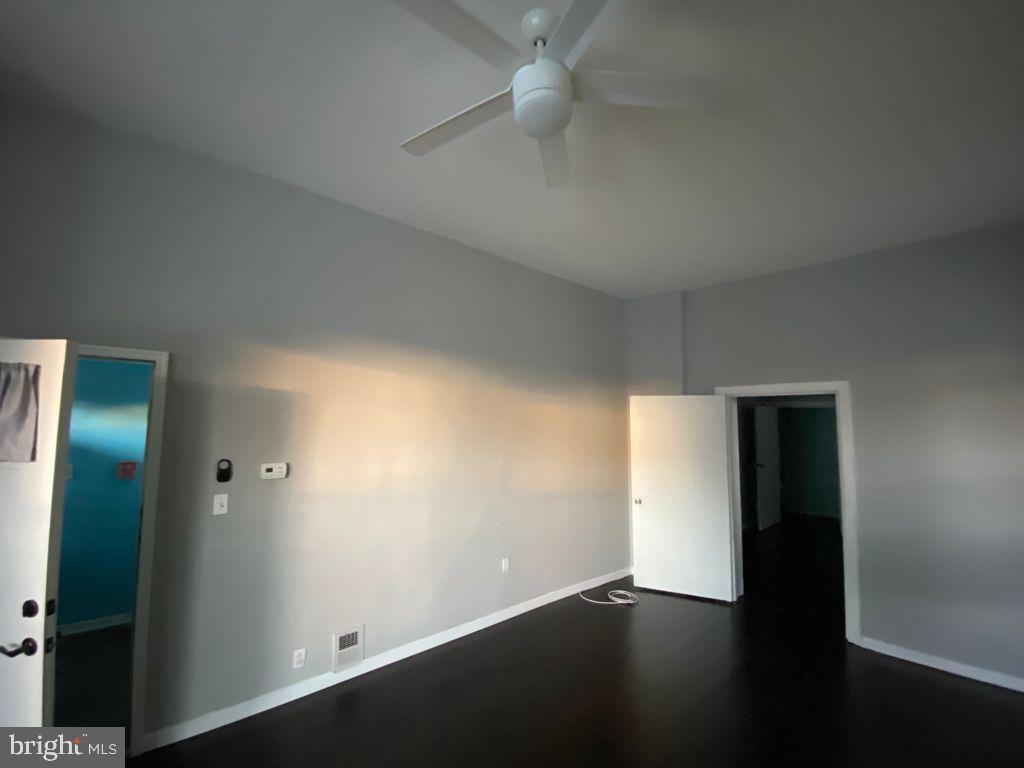 210 E High St Property Photo 6