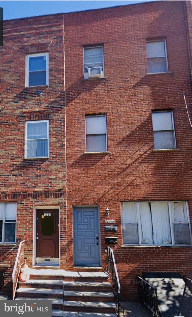 1727 S 13th St Property Photo 1