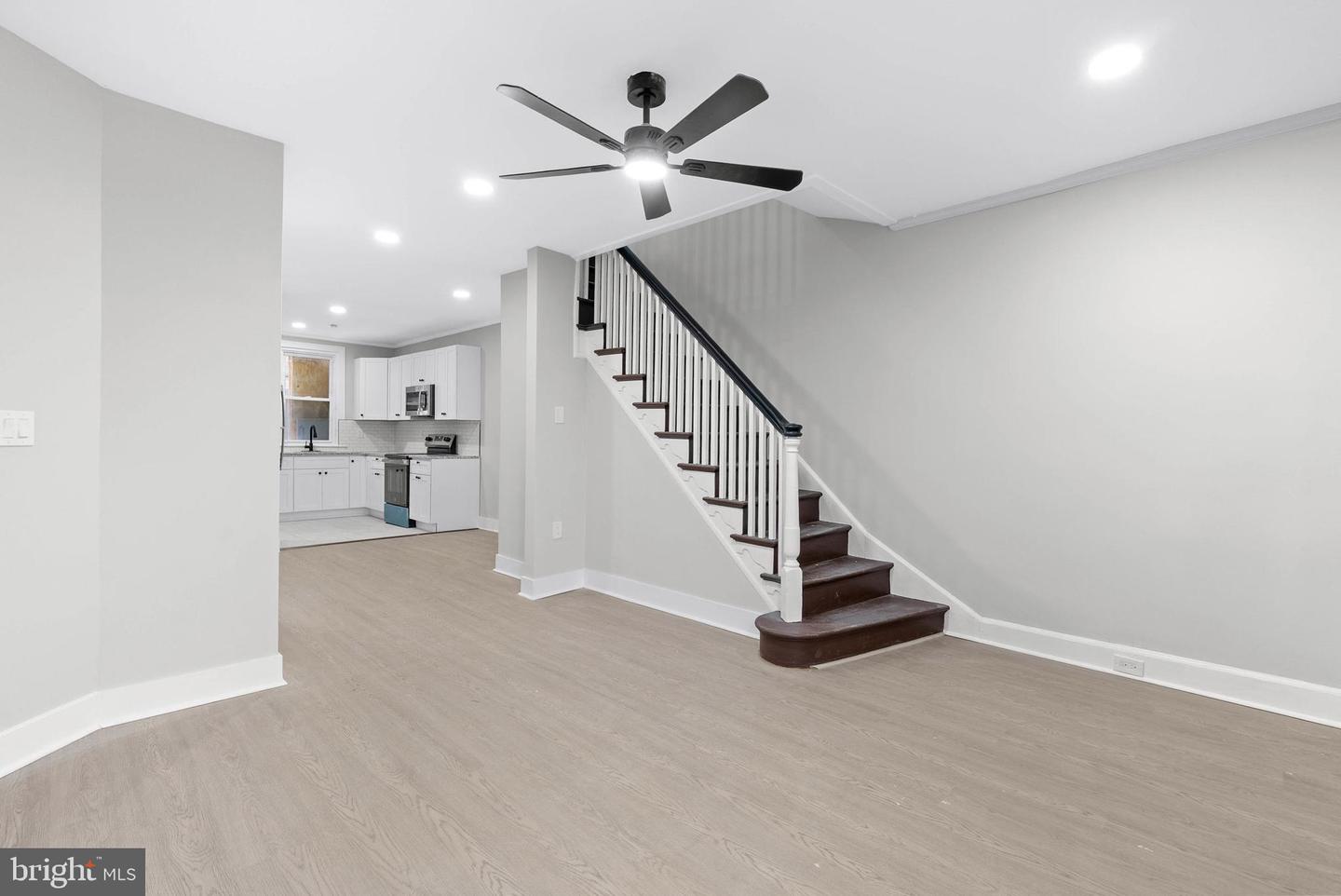 4836 Stenton Ave Property Photo 4