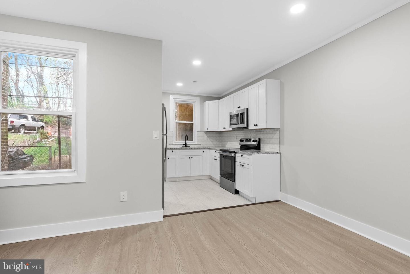 4836 Stenton Ave Property Photo 8