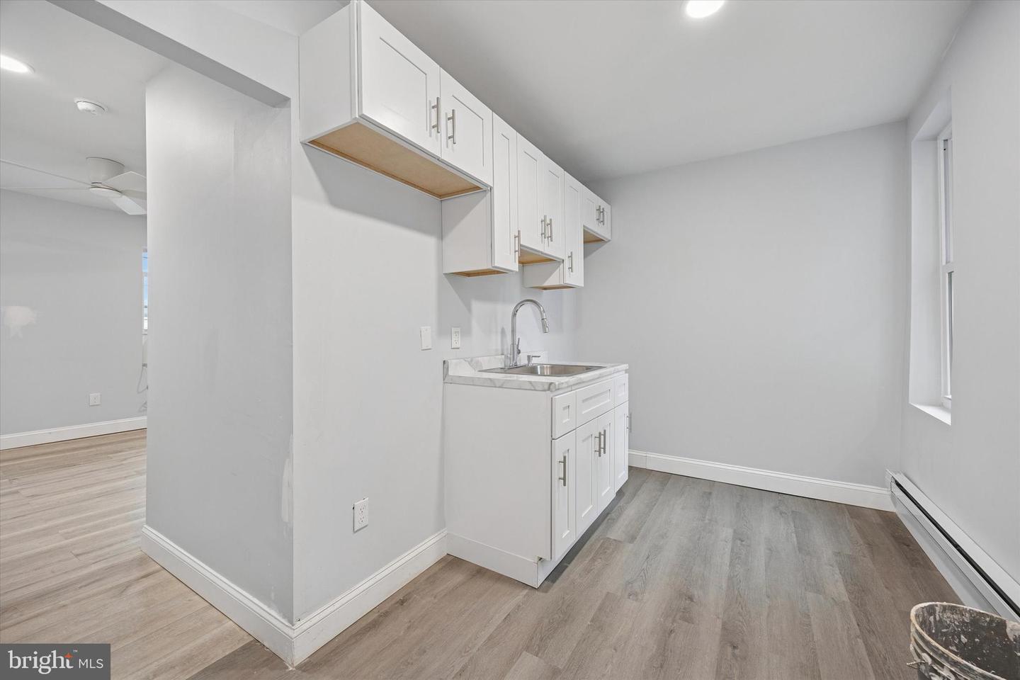6411 Vine St Property Photo 9