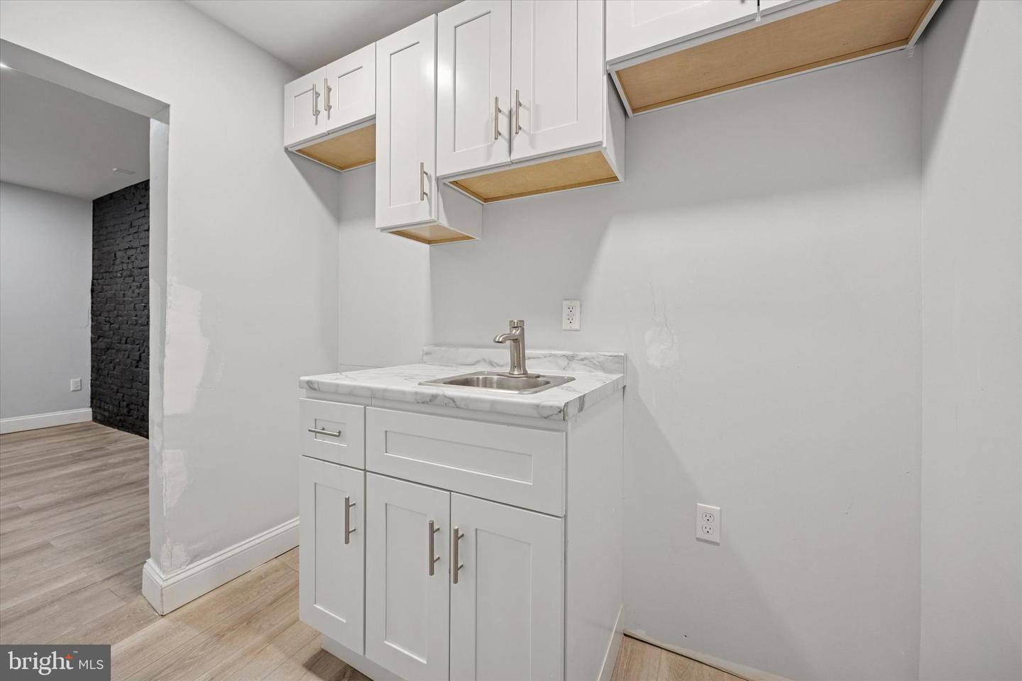 6411 Vine St Property Photo 16