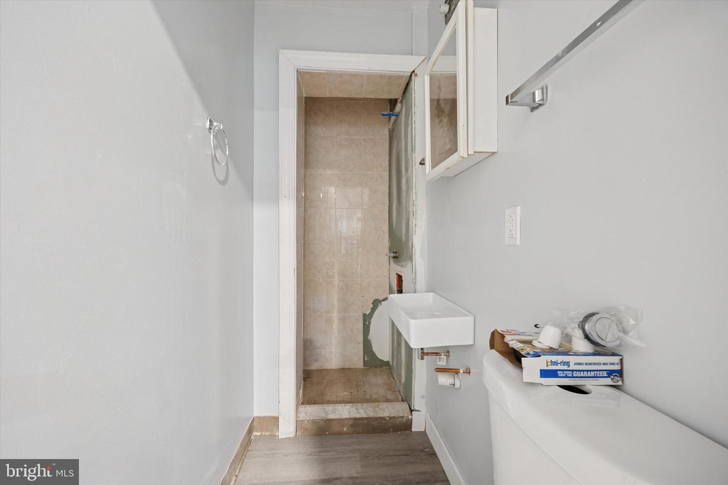 6411 Vine St Property Photo 22