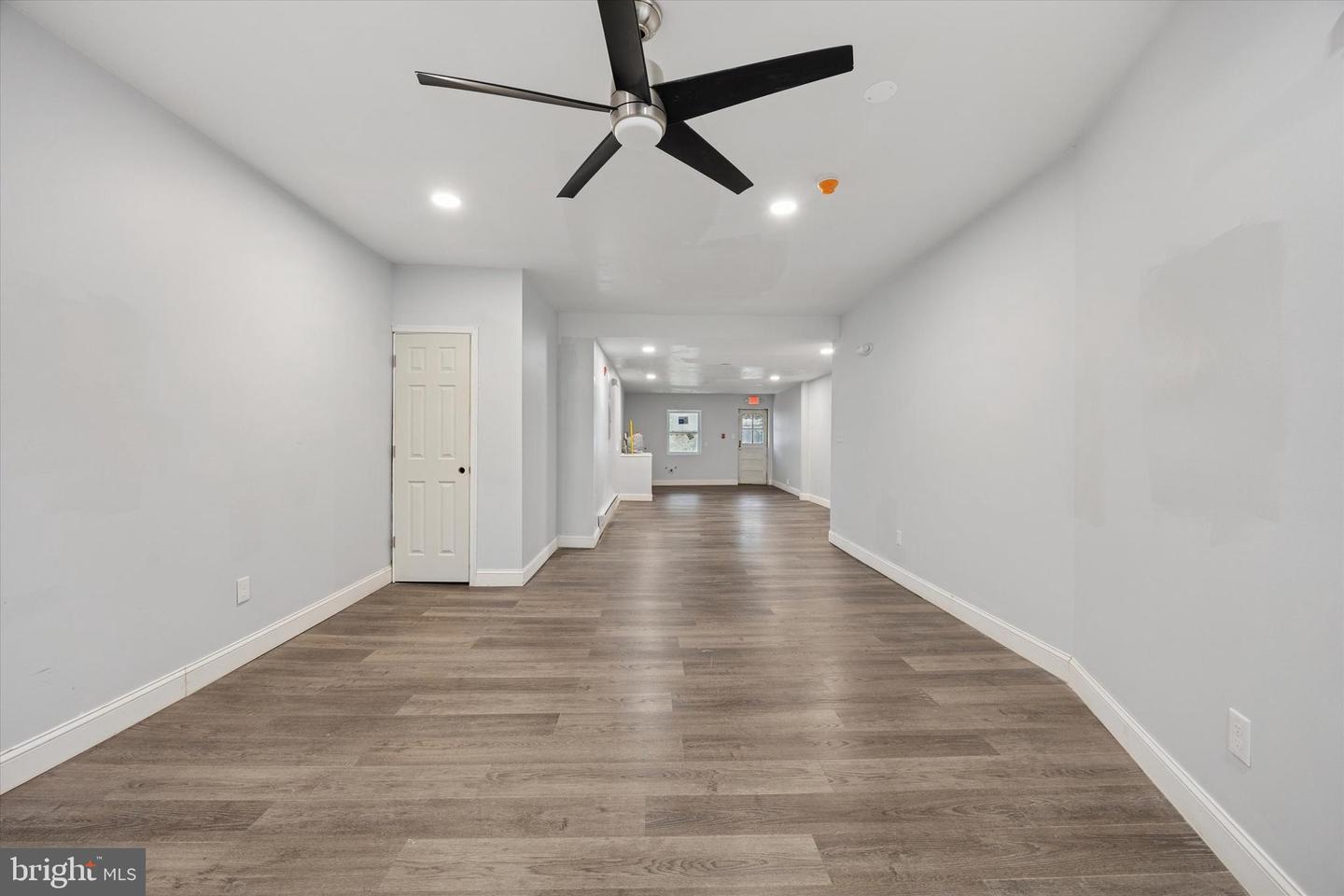 6411 Vine St Property Photo 24