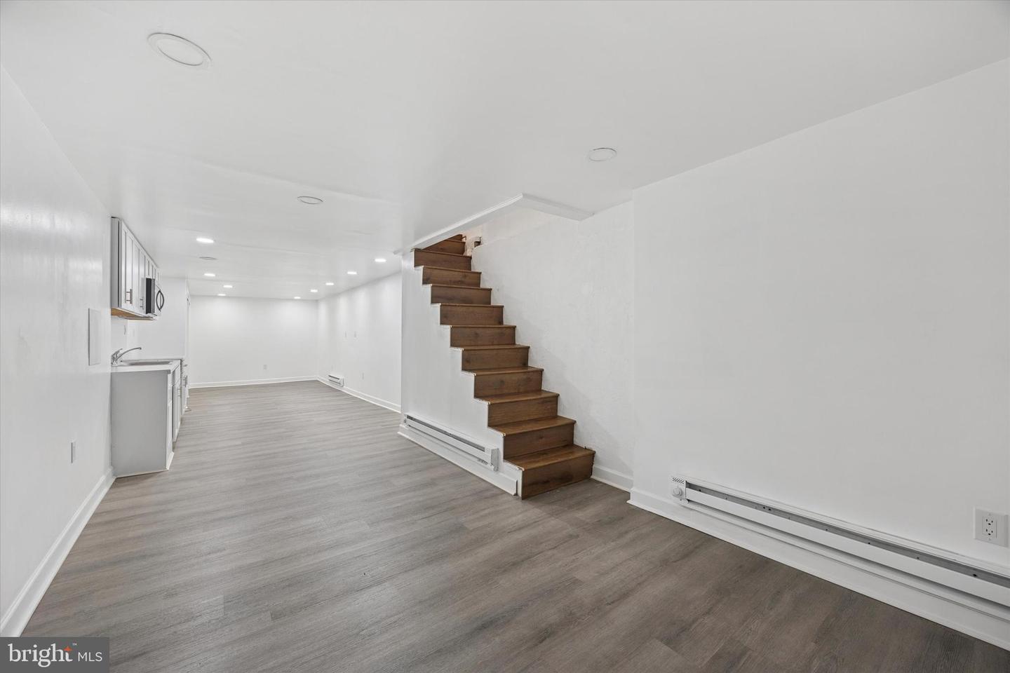 6411 Vine St Property Photo 32