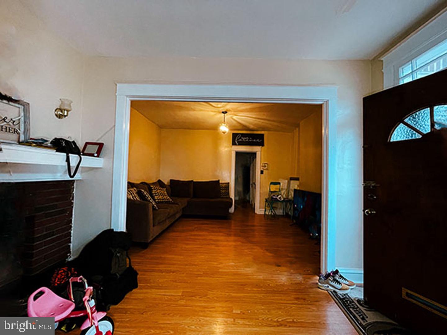 1244 E Sanger St Property Photo 3