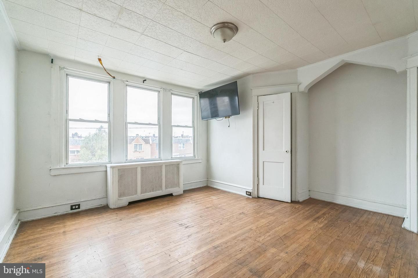 3905 L St Property Photo 18