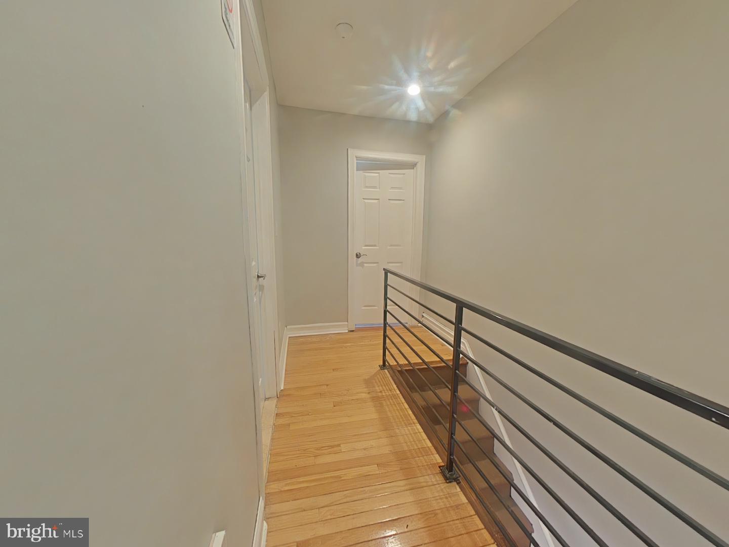 1319 S May St Property Photo 14