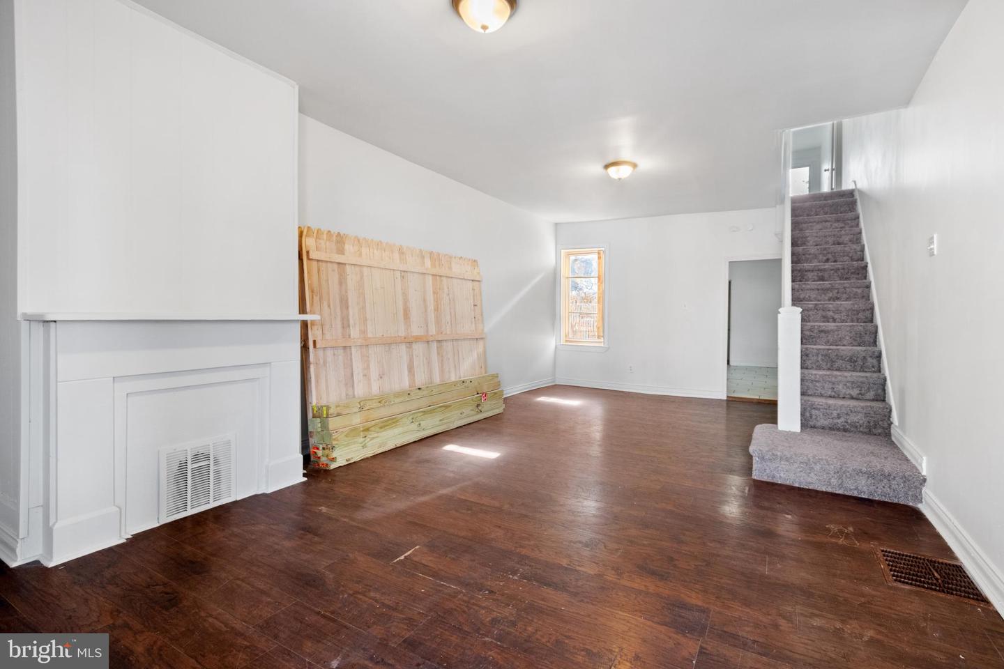 4518 Westminster Ave Property Photo 3