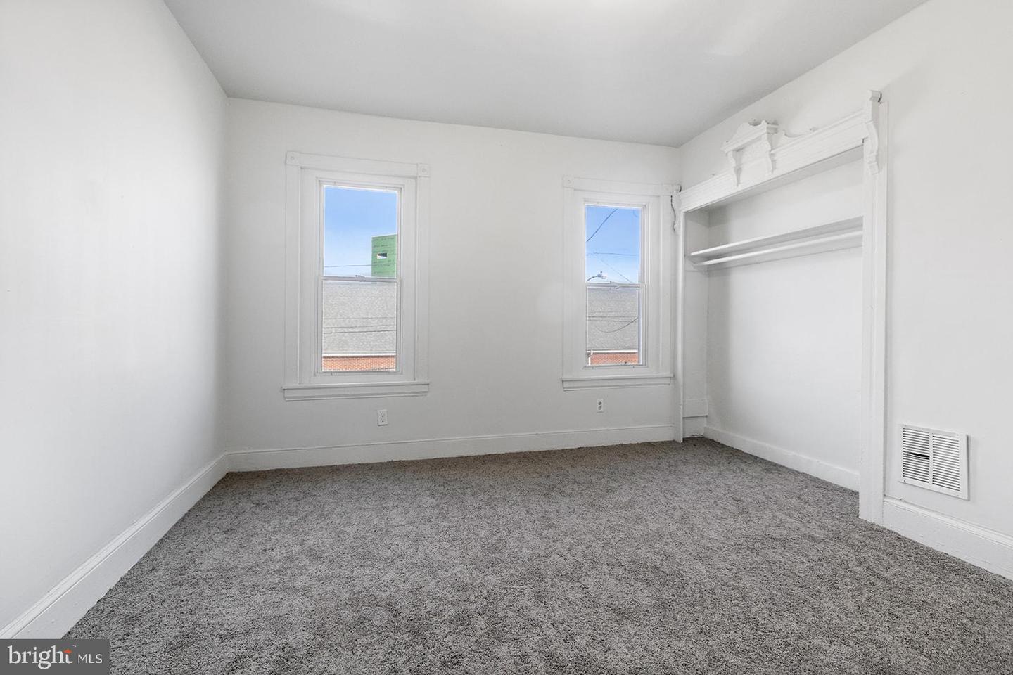 4518 Westminster Ave Property Photo 17