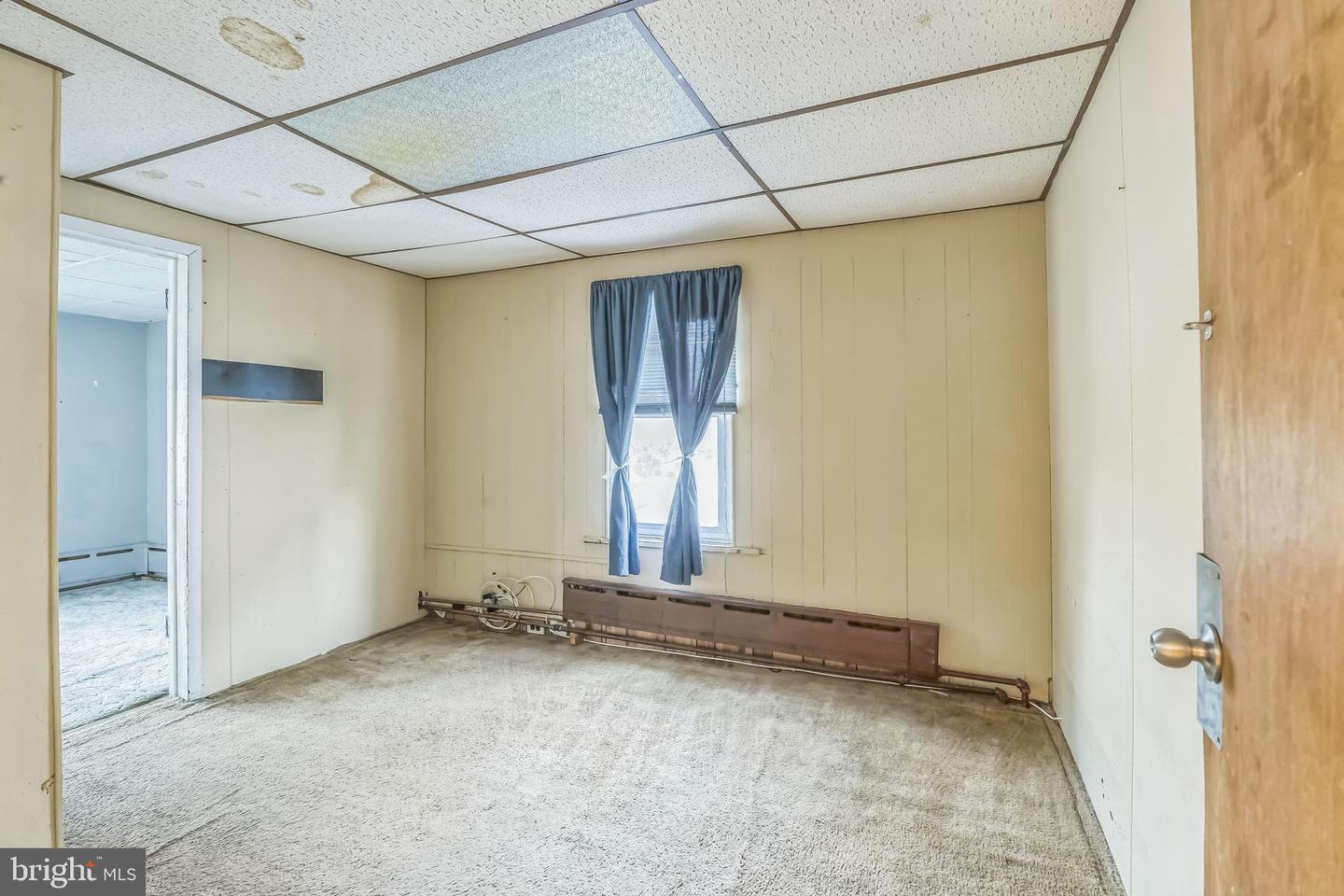 8019 Cottage St Property Photo 19