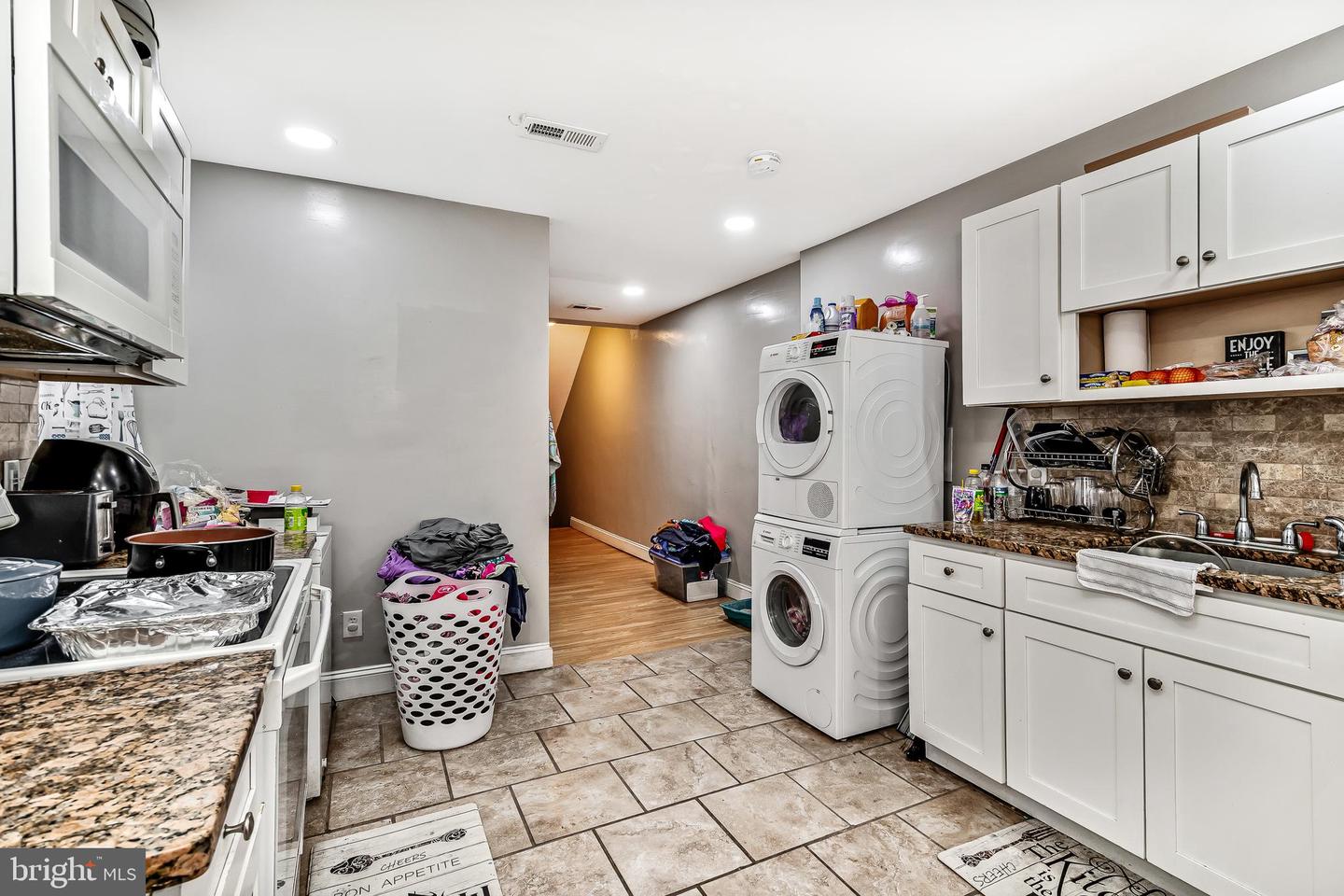 4029 Brown St Property Photo 13