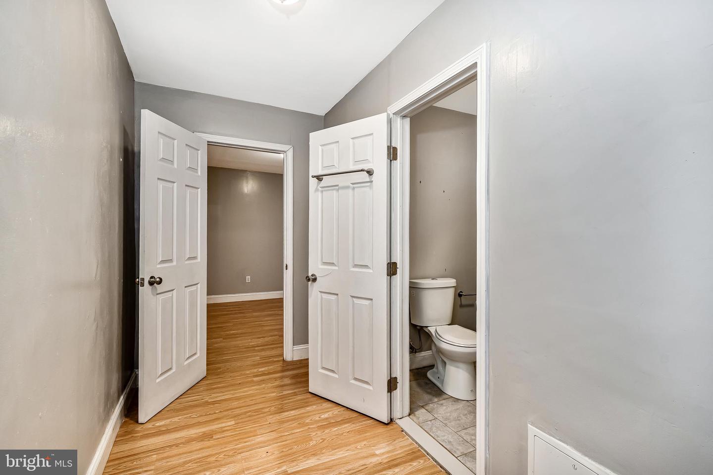 4029 Brown St Property Photo 23