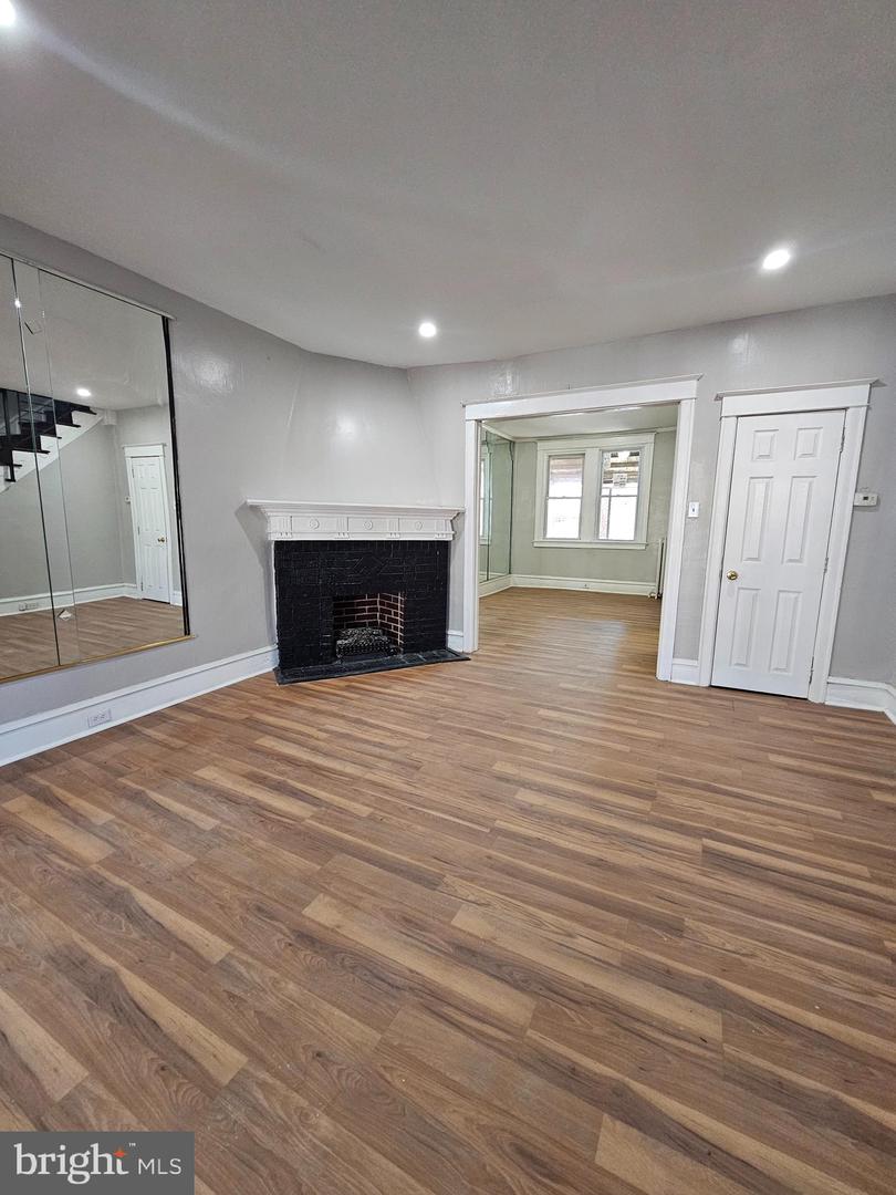 5926 Windsor Ave Property Photo
