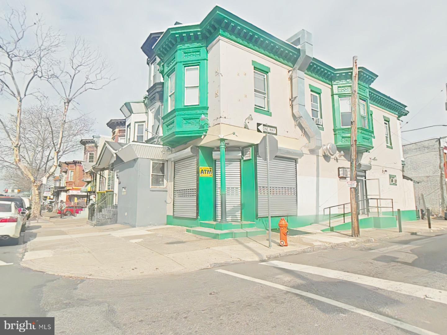2215 W Lehigh Ave Property Photo 2