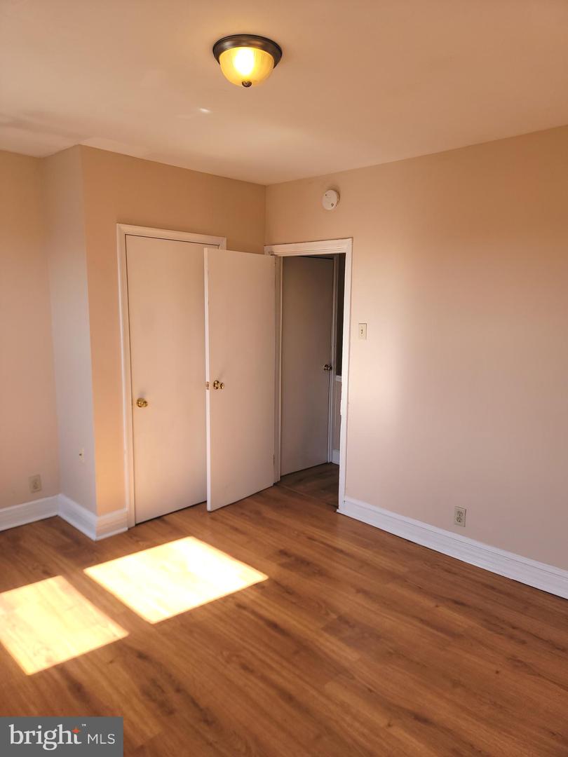 2917 W Girard Ave Property Photo 26