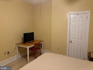 4615 Oakland St Property Photo 6