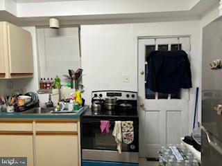 4615 Oakland St Property Photo 12