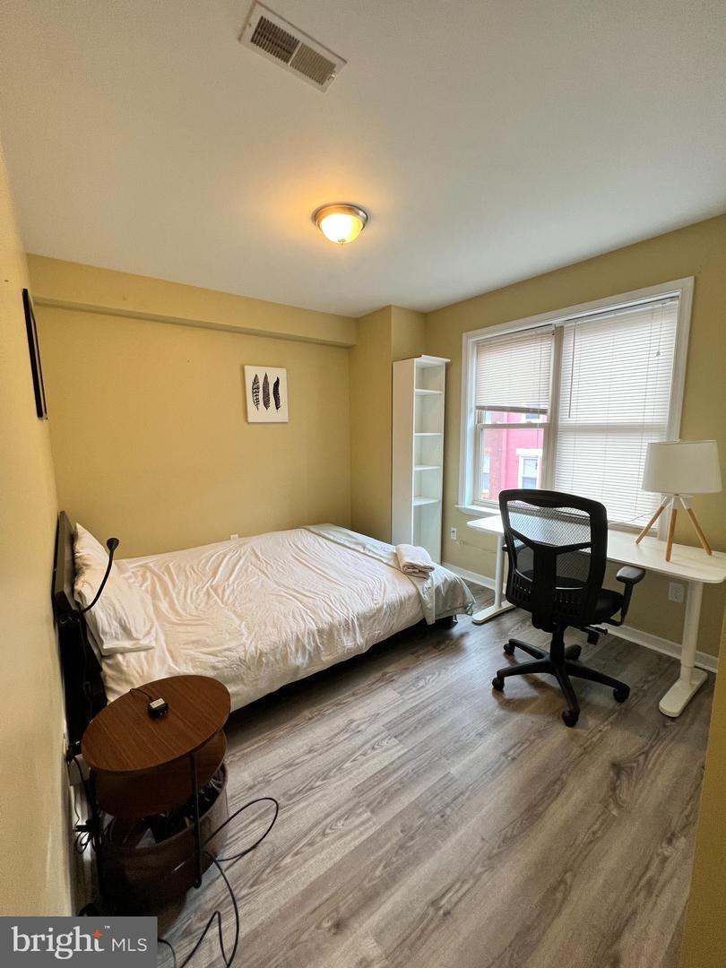 1857 N Willington St #unit 3 Property Photo 9