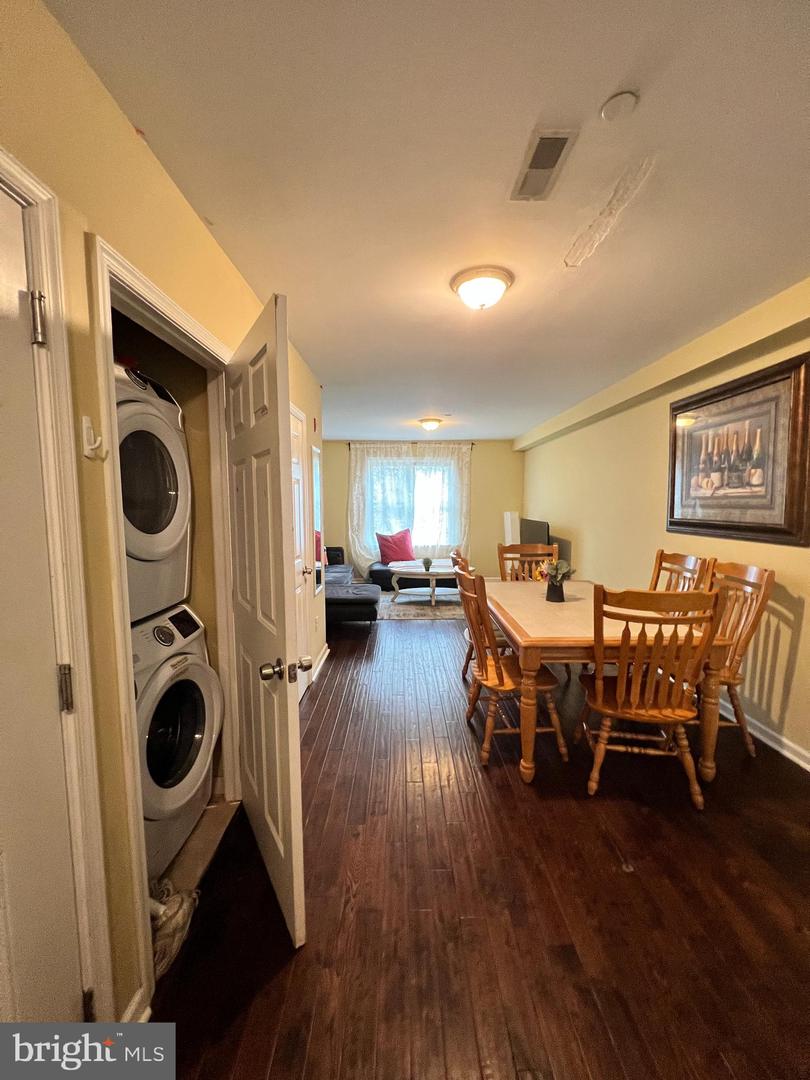 1857 N Willington St #unit 3 Property Photo 16