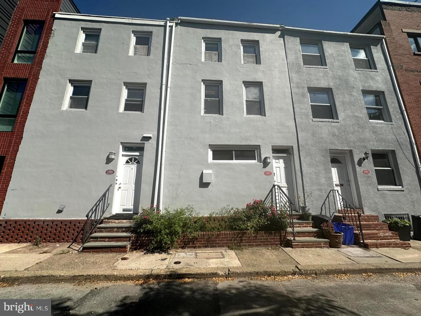 1907-9 Rodman St Property Photo 1