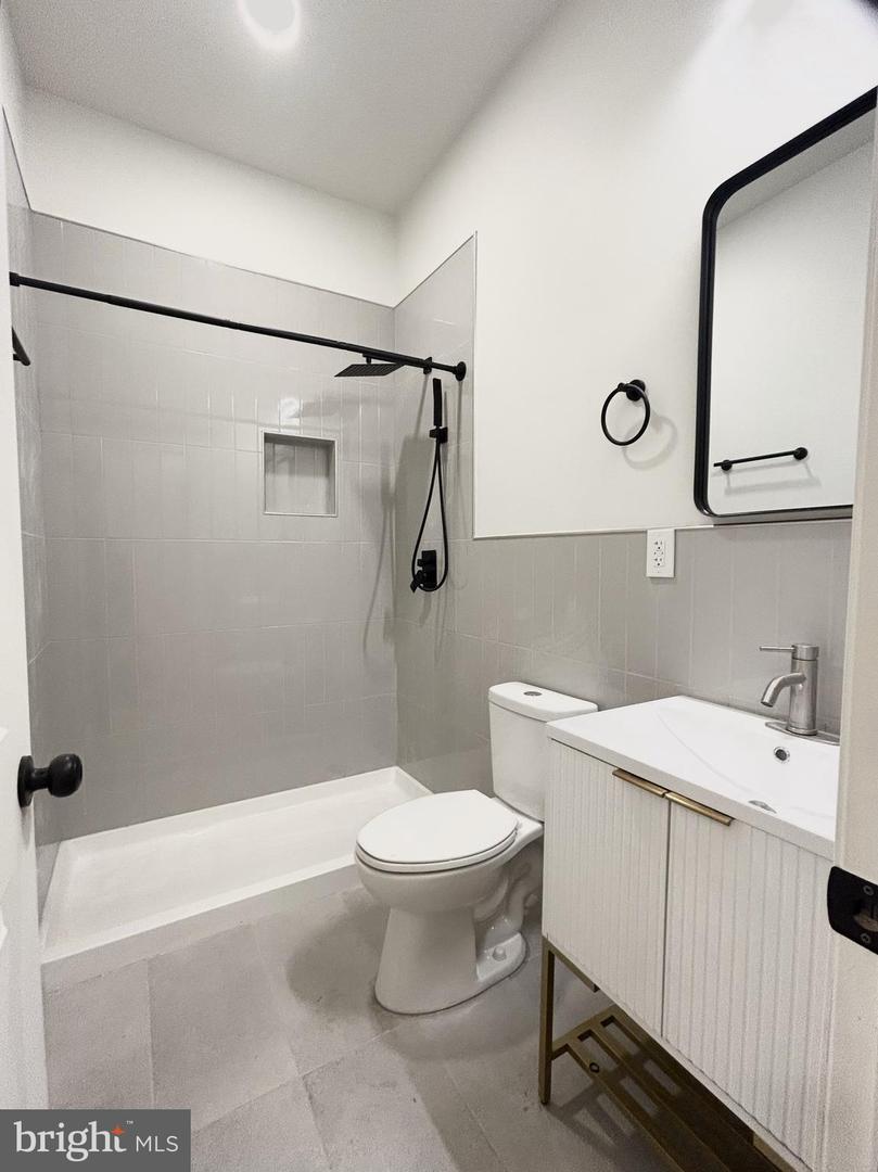 3510 Hamilton St #1w Property Photo 12