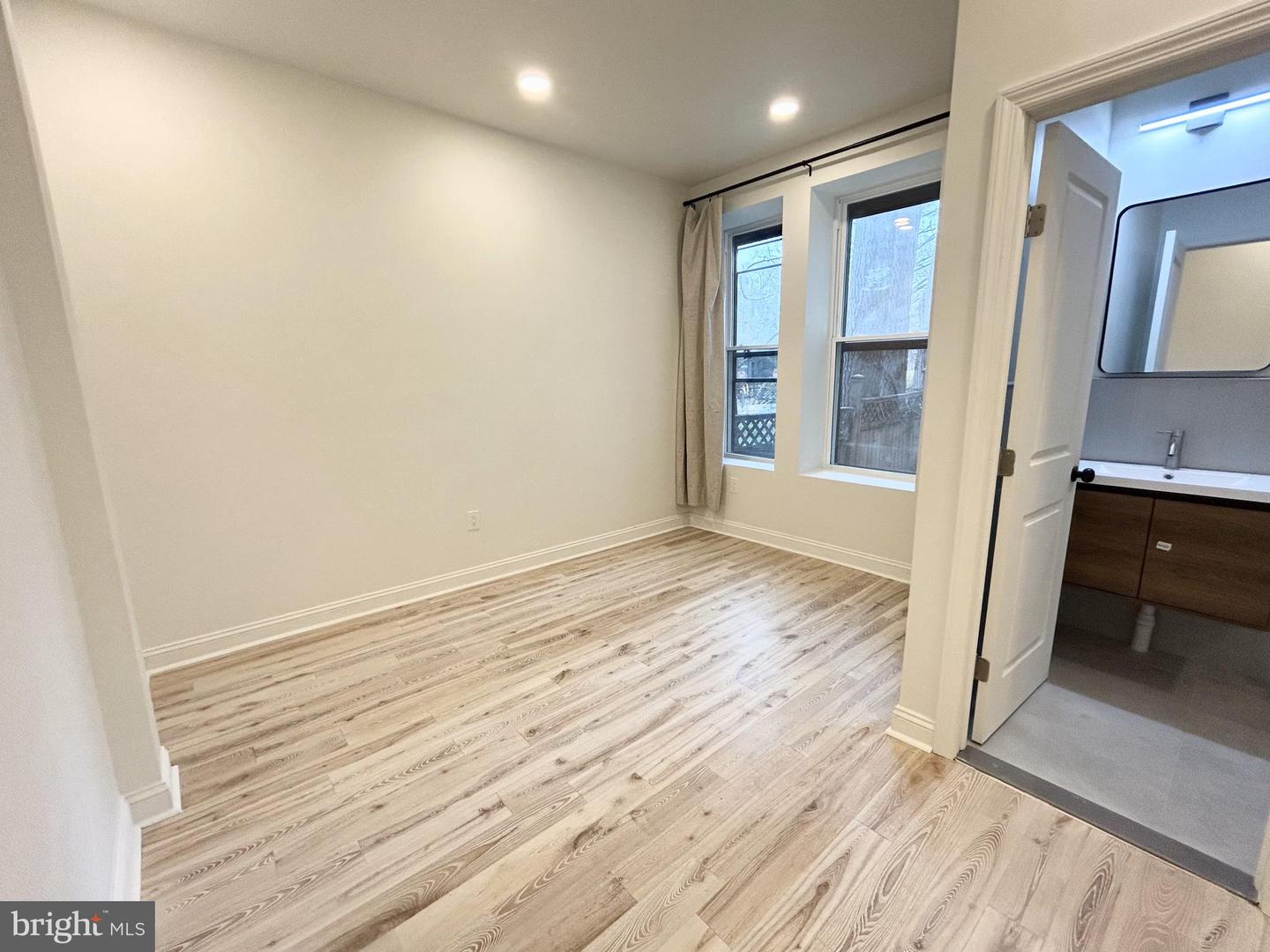3510 Hamilton St #1w Property Photo 13