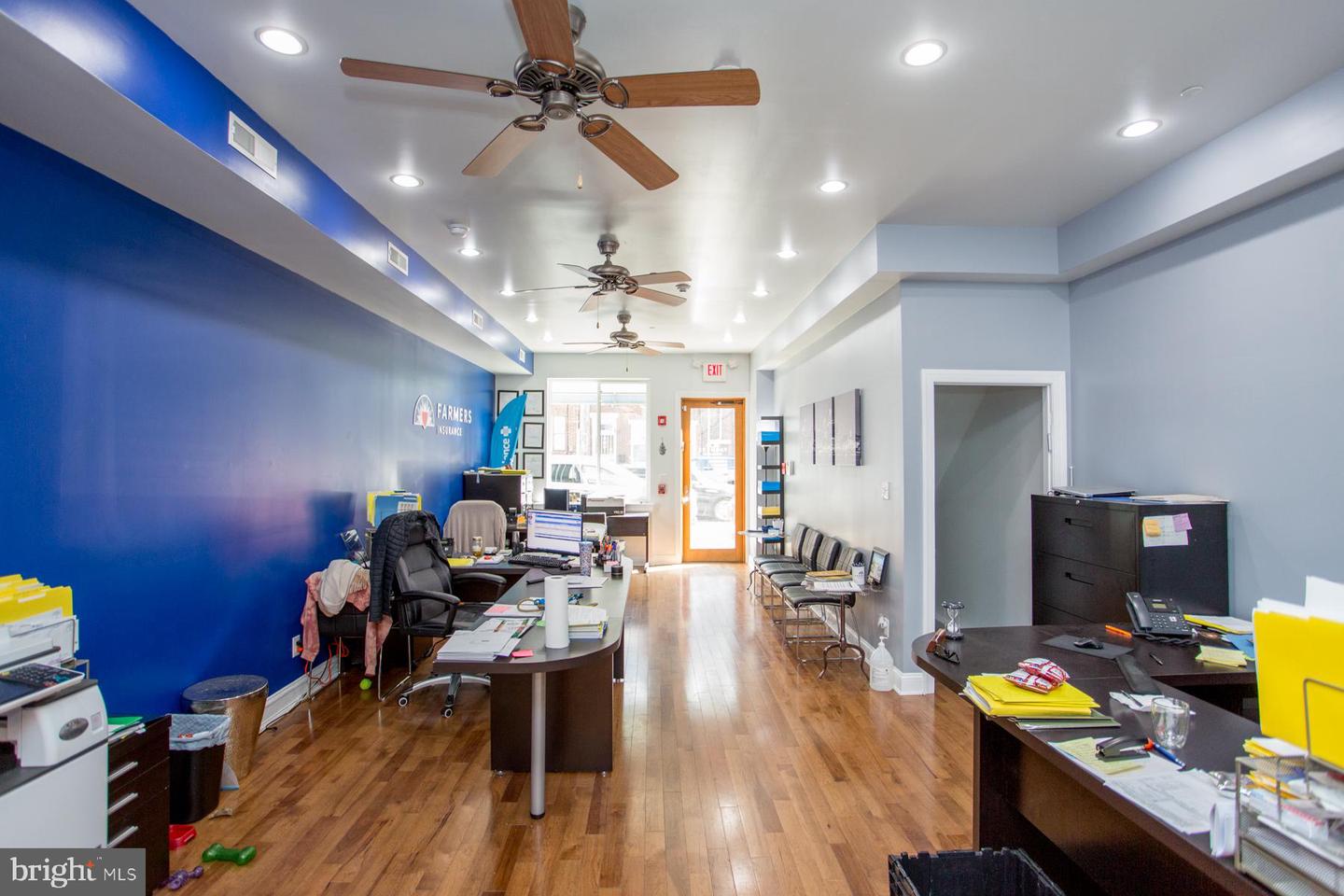 1860 Frankford Ave Property Photo 11
