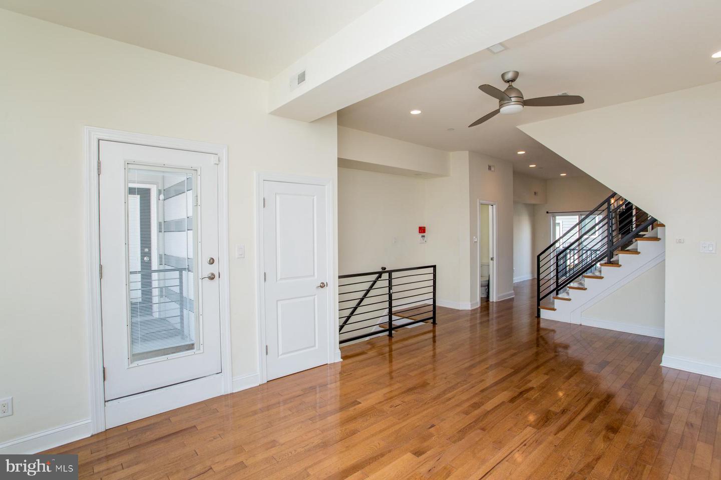 1860 Frankford Ave Property Photo 35