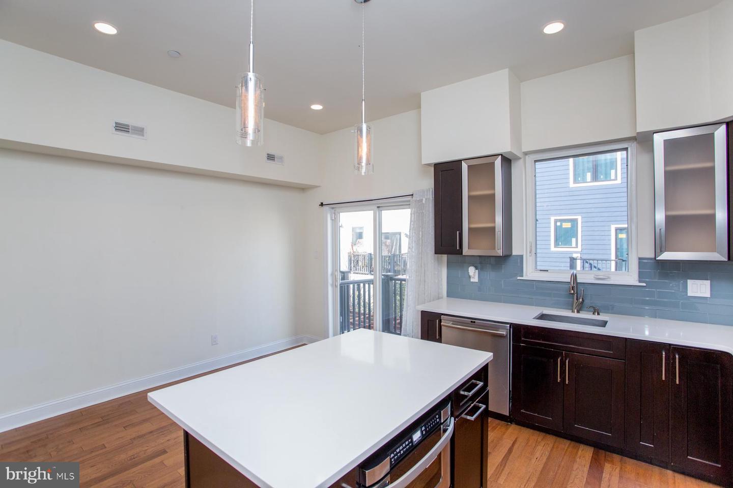 1860 Frankford Ave Property Photo 43