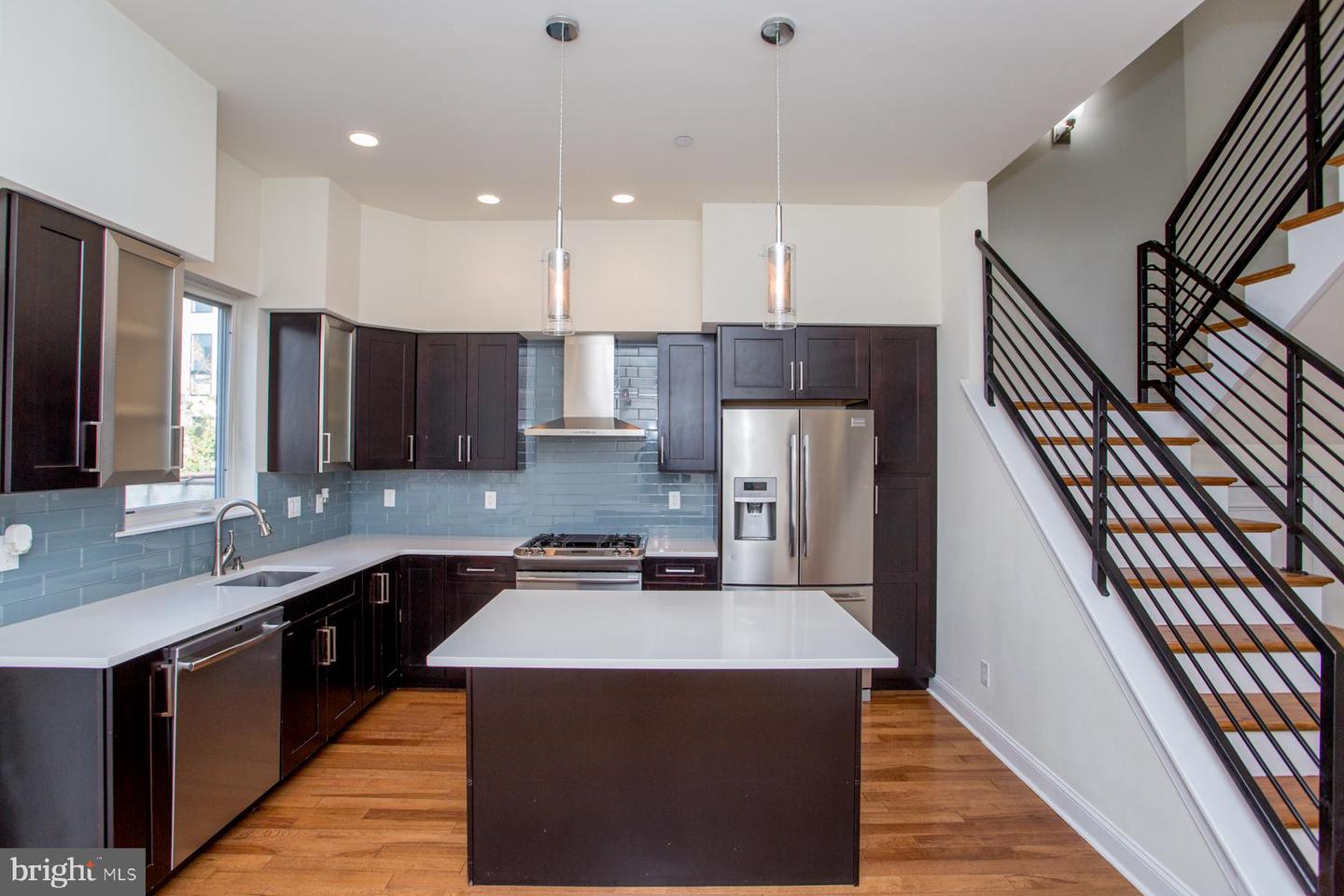 1860 Frankford Ave Property Photo 45