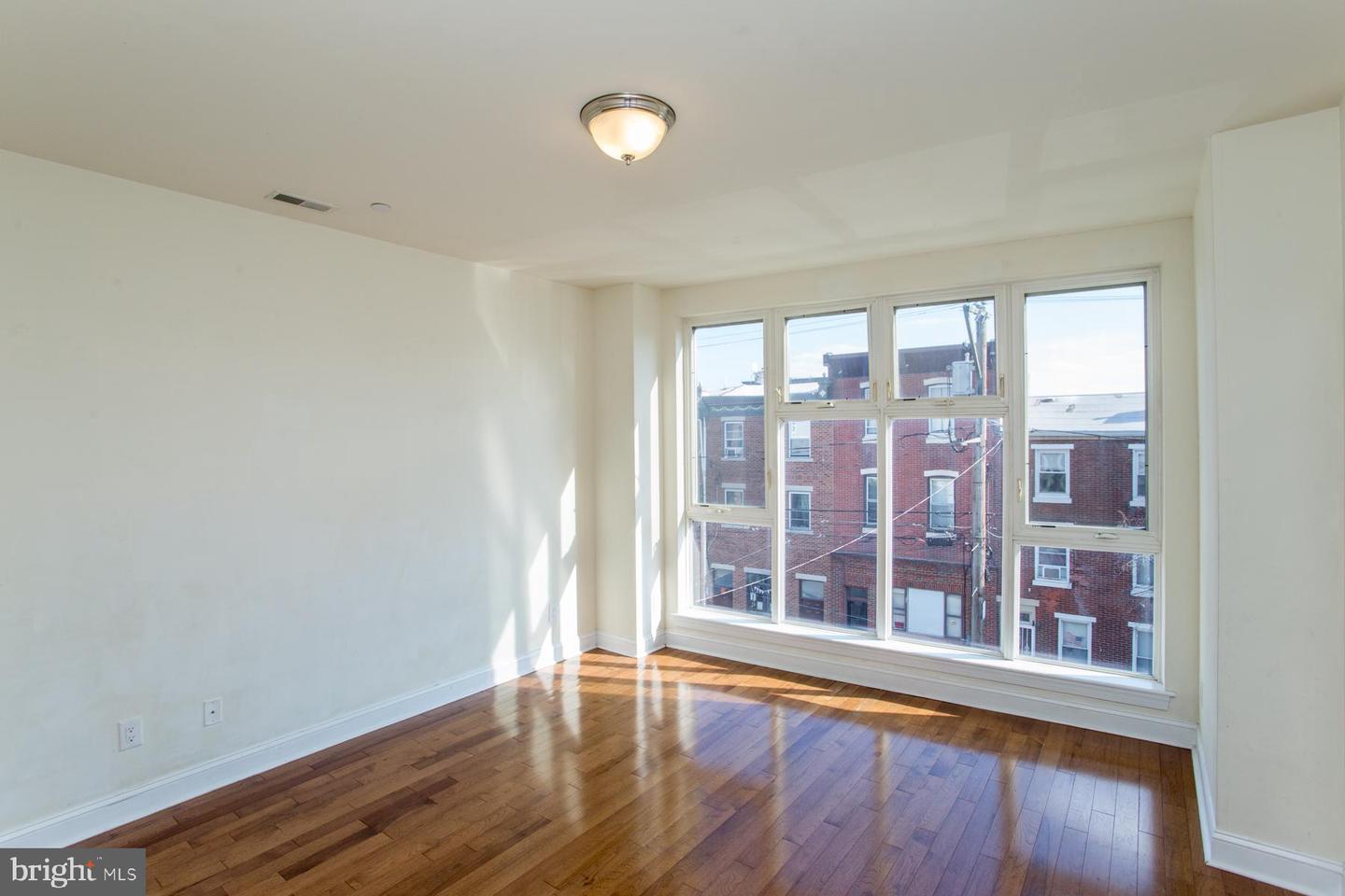 1860 Frankford Ave Property Photo 47